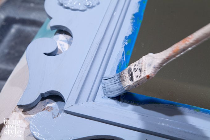 painting a mirror with light blue chalk paint