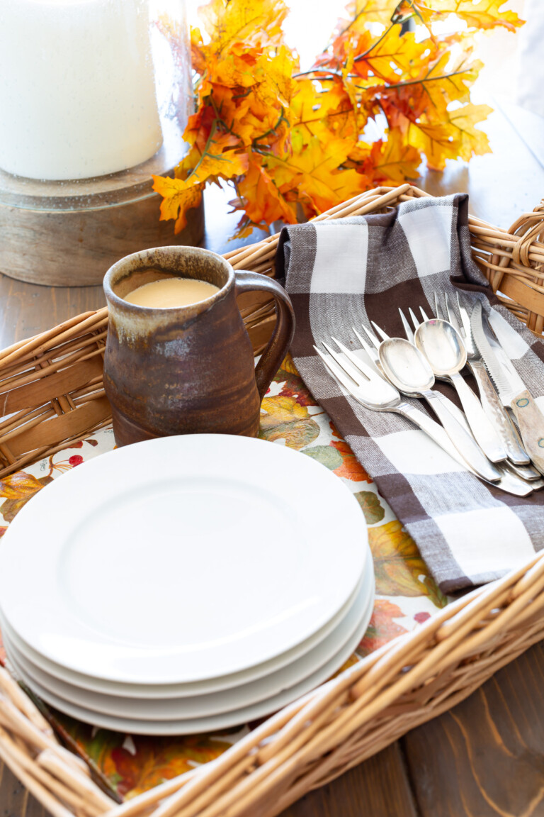 DIY Serving Tray Ideas for All Seasons