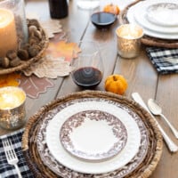 How to set a round dining table for Thanksgiving