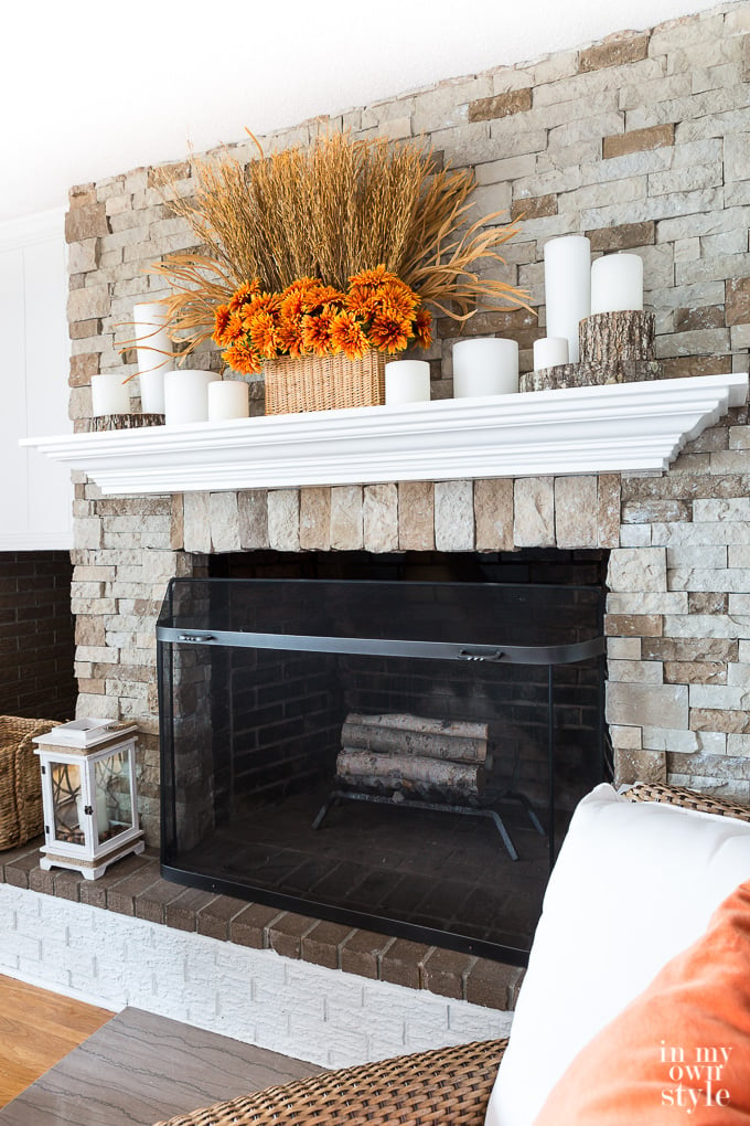 Simple Fall Mantel Decor