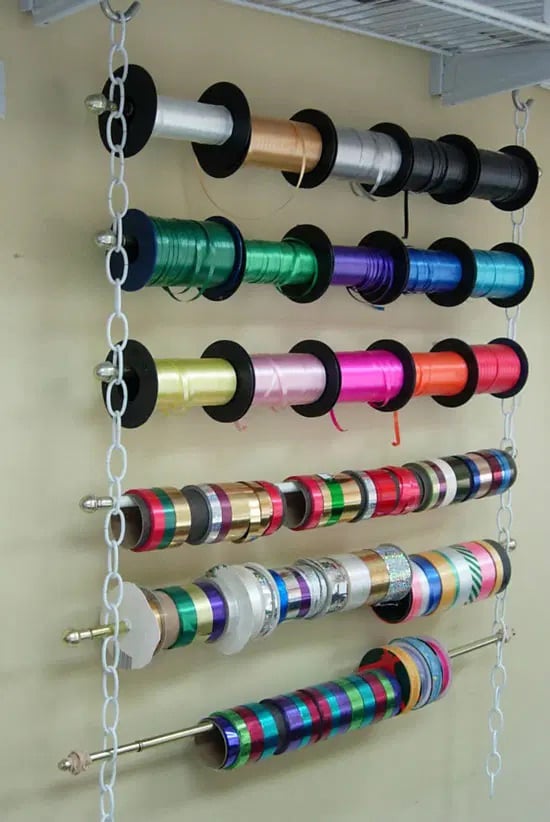 Easy-Hanging-Ribbon-Holder-rack