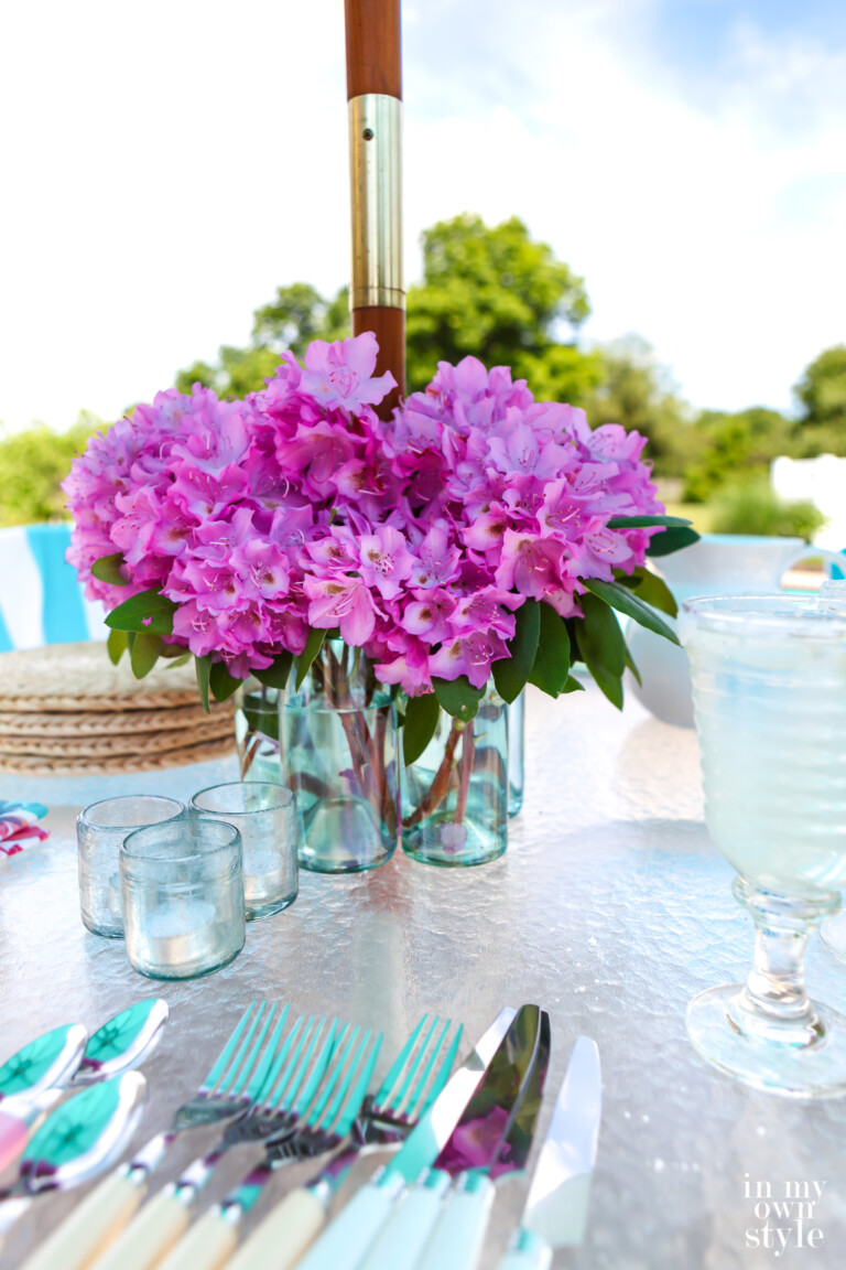 Patio Umbrella Table Centerpiece That Is Easy to Make