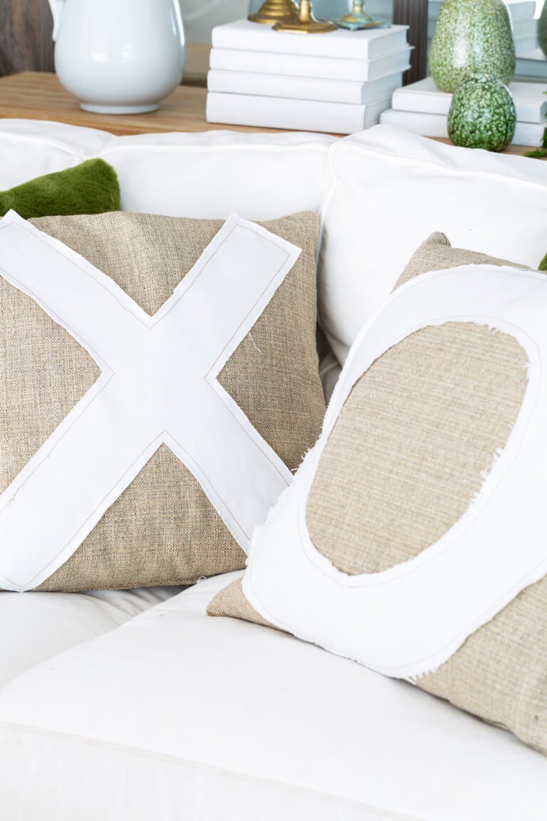 How to Make XO Pillows With DIY Letter Appliques