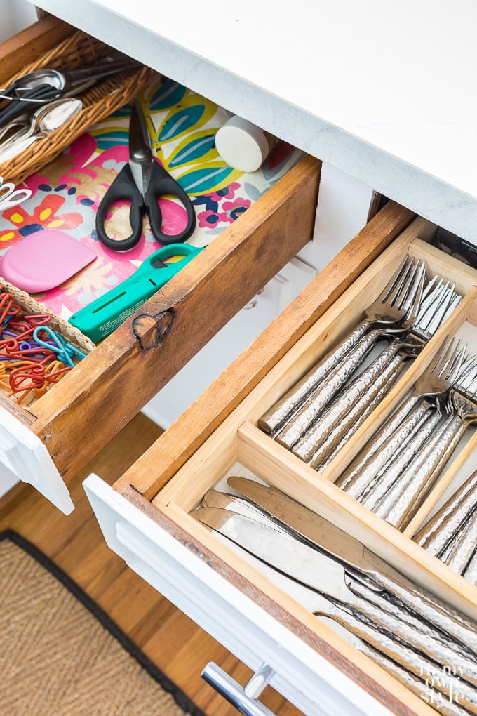 How-to-line-any-drawer-with-fabric-or-paper