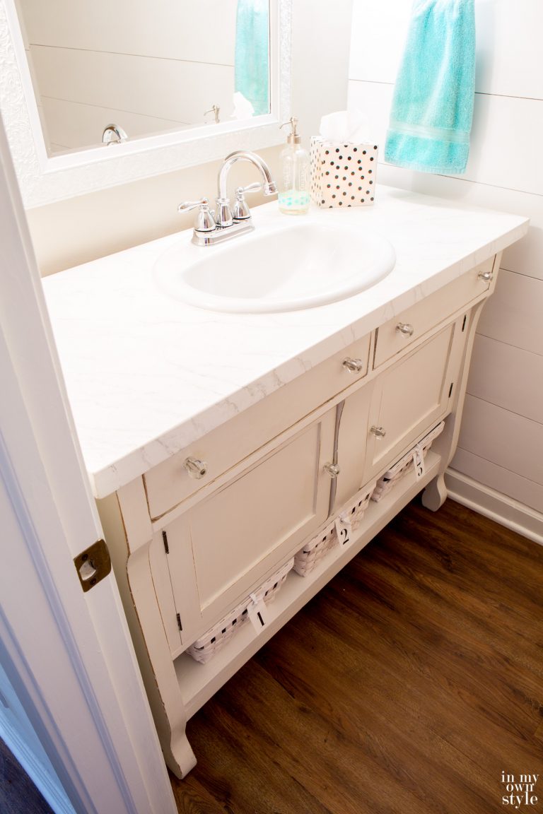 Quiet Chic: Powder Room Makeover