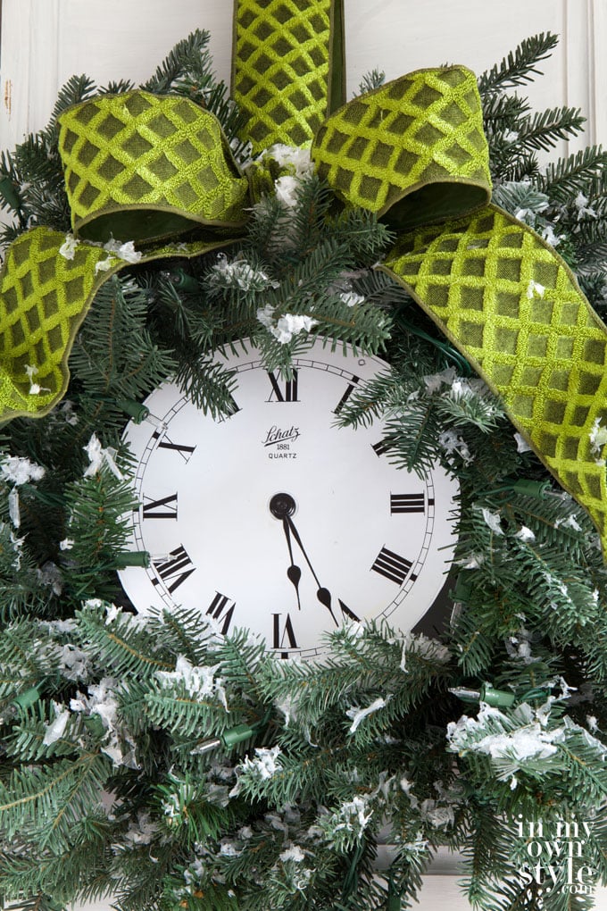 In-My-Own-Style-Blog-Christmas-Clock-wreath