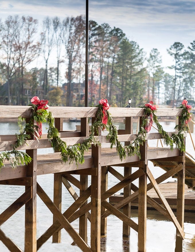 Outdoor deck and dock Christmas decorating ideas