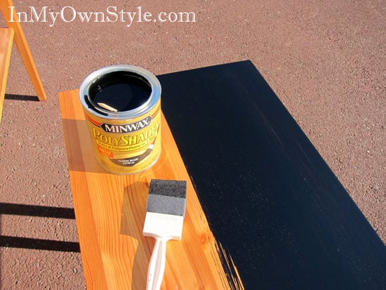 How to stain furniture black instead of painting using Polyshades. Black stain on half the table.