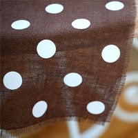 Fall Table Setting Idea: Burlap and Polka Dot Table Runner