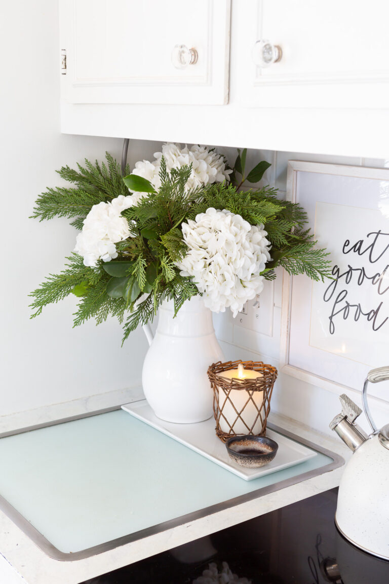 What to Put in Your Flower Vase This Winter